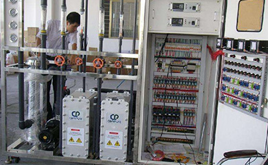 電子超91好色先生下载出水水質符合美國ASTM純水水質標準、我國電子工業部電子級水質技術標準(18MΩ.cm、15MΩ.cm、10MΩ.cm、2MΩ.cm、0.5MΩ.cm五級標準)、我國電子工業部高純水水質試行標準、美國半導體工業用純水指標、日本集成電路水質標準、國內外大規模集成電路水質標準。<br />
